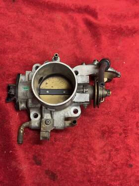 16111-pw0-g00 Acura 90-93 Integra Oem Intake Engine Throttle Body Assembly 5spd M/t B18a1