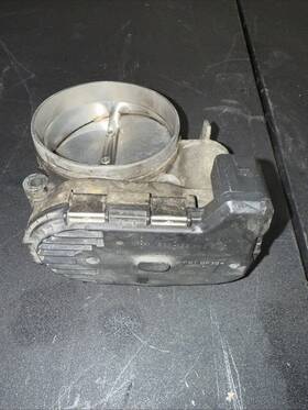 077133062c Audi Rs6 Throttle Body C5 4b V8 4.2 Biturbo Bcy / Bdw Brv