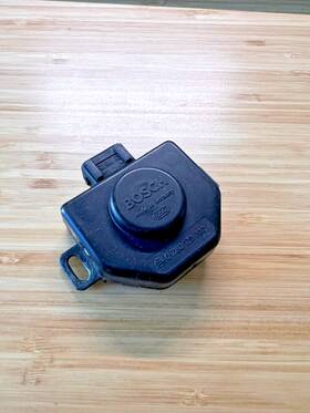 13631273265 Bmw 0280120320 Bosch E30 E32 E34 E23 E24 E28 Throttle Position Sensor P/n