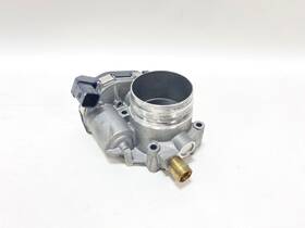 13-54-7-588-625-04 Bmw 14-16 328i F34 Engine Motor Gas Throttle Body Valve Module Assembly Oem