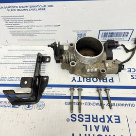 0200526141 Chevrolet 02-05 Cavalier Throttle Body With Bracket Oem