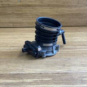 23428421 Chevrolet Oem 2020 - 2025 Corvette C8 Engine Throttle Body Air Intake 4k Mi