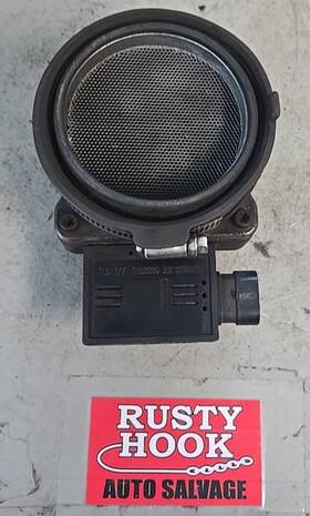 3829556 Chevrolet 2000 Astro Van Throttle Body