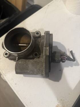 871aa-6747c Chevrolet 2008-2012 Malibu Throttle Body 2.4l