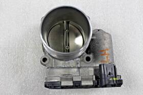 743252 Ferrari 296 Gtb Lh Left Throttle Body Used P/n