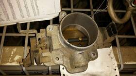 337-05250 Ford Throttle Body Valve Assembly 6-232 3.8l Fits 97-98 Windstar 374882