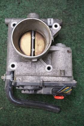 6e5ga Ford 2008 Fusion 2.3l Throttle Body Oem 77 842 Miles
