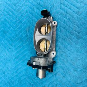 7r3e9e926aa Ford 2005 2009 Mustang Gt 4.6l Throttle Body Oem