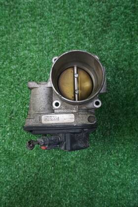 7t4z9e926ea Ford 2014 E150 4.6l Throttle Body Oem