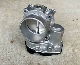 9l8ebb Ford 2010-2012 Fusion Throttle Body 11-12 Mkz 10-11 Milan