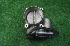 D1222b0072 Ford 2012 Focus 2.4 Throttle Body Oem