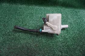 Ev61-2140-p Ford 2017 2018 2019 Escape Brake Master Cylinder W Reservoir Mcy Oem