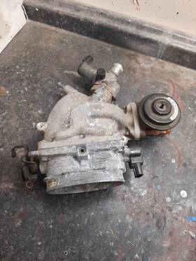 F8ue-9a589-ba Ford V8 Throttle Body Elbow Assembly Oem