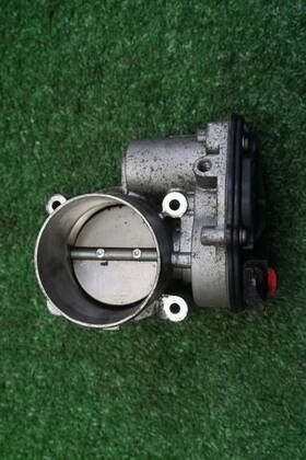 L1005c0040 Ford 2016 Edge 2.0 Throttle Body Oem