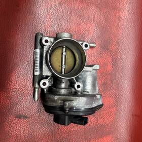 Zzca13640 Ford 2005-2008 Escape Mariner 2.3l Hybrid Engine Throttle Body Valve Assembly