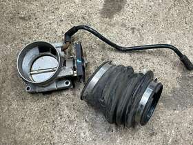 12560099 General Motors 2000-2005 Cadillac Seville/deville 4.6l Northstar Engine Throttle Body And Boot