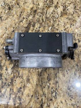 17092076 Gm 1992 1993 Corvette Oe Throttle Body