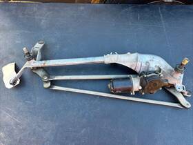 2101032318 Honda 05-10 Odyssey Front Windshield Wiper Arm Linkage With Motor Oem Dd64 I