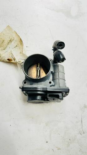 526-01 Infiniti 1627h 2008 - 2013 G37 Throttle Body Oem