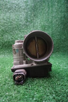 Rme7004 Infiniti 2005 G35 3.5l Throttle Body Oem