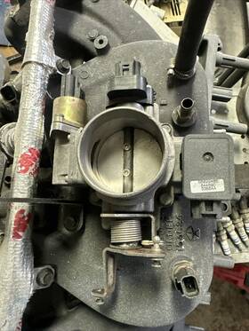 Ft96-ft01 Jeep 04856107 Cherokee Throttle Body Assembly 4.0l Oem Guaranteed