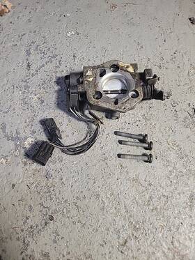 337-04482 Jeep Throttle Body Valve 6-242 4.0l Automatic Fits 87-90 Cherokee
