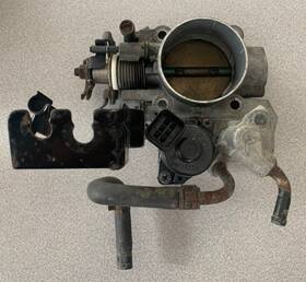 E9t15373c Kia 4426q 02-05 Sedona 3.5l Oem Throttle Body Assembly Used