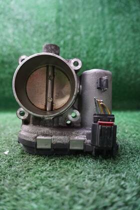 0280750586 Land Rover 2016 Discovery 2.0l Throttle Body Oem