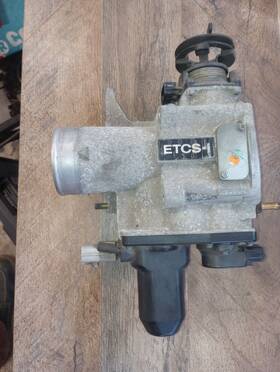 22030-46220 Lexus 22032-46220 98-99 Is300 Throttle Body Assembly Complete