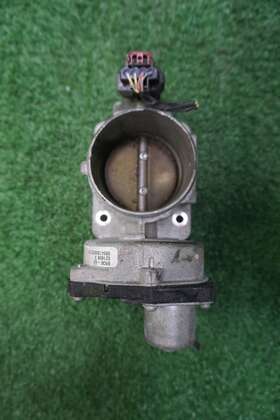 6r3eaa Lincoln 2006 Town Car 4.6l Throttle Body Oem