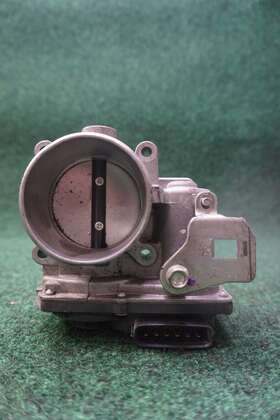 Py0113640a Mazda 2018 3 2.5l Throttle Body Oem