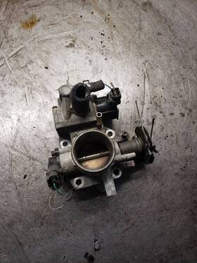 Z55213640 Mazda Throttle Body Valve Assembly 1.5l Fits 96 Protege 1262870