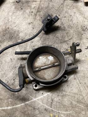 Mercedes-benz 0011406153 R107 500sl Throttle Body Valve M117 Engine 0021400953