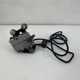 0005453065 Mercedes-benz 5453065 Fits R129 500sl Throttle Cruise Control Actuator