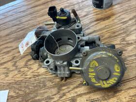 Mitsubishi 00-05 2.4 Eclipse Galant 99-03 Throttle Body 4cyl Used