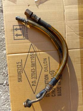 20897689 Mitsubishi 2000 Galant 2.4 A/t Engine Fuel Injectors Hoses 1997-2003