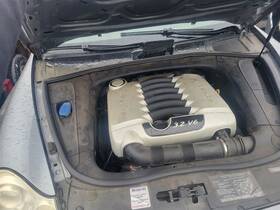 337-60978 Porsche Throttle Body 3.2l Fits 04-06 Cayenne 24764476
