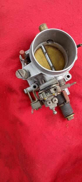 9281105301r Porsche 928 4.6l Throttle Body Housing 110 530 1r