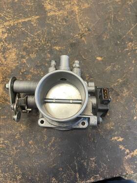 94411002503 Porsche 968 Oem Throttle Body With Bosch Position Sensor
