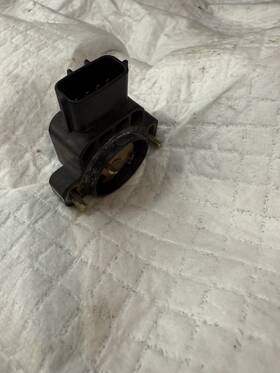 A22-667 Subaru Oem Unisia Throttle Position Sensor 1998-2004 Ej251 With Screws