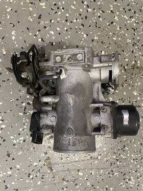22210-46060 Toyota Oem Chaser Jzx100 1jzgte 1jz Throttle Body Trc Missing Sensors