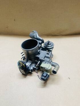22210-75130 Toyota 1995-1996 Tacoma 2.4l 2.7l Throttle Body Oem Manual Transmission 2rz 3rz