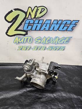 22210-75250 Toyota Tacoma Throttle Body 2.7l And 2.4l 00-04 At Oe