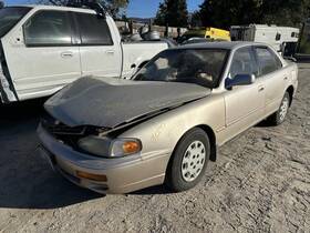 337-59644 Toyota Throttle Body Valve Assembly 4 Cylinder Fits 92-95 Camry 1192651