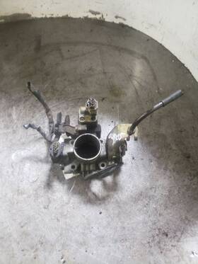 337-60112 Toyota Throttle Body Automatic Transmission Fits 95-96 Paseo 1245203