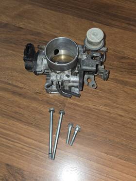 3vz-3vze Toyota 1989 1990 1991 Throttle Body Pickup 4runner 3.0 V6 A/t 4x4 Oem. Tps 3vze