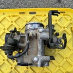 1994 Toyota T100 3.0L M/t Throttle Body Assembly W/ Sensor 89452-12040 Oem. Fixed Price $225.00.