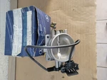 Oem Mercedes Benz W126 560SEL 560SEC 560SL Throttle Body 0011407753. Fixed Price $500.00.
